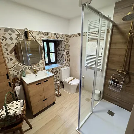 Espectacular En Castaneda Feriehus Socobio